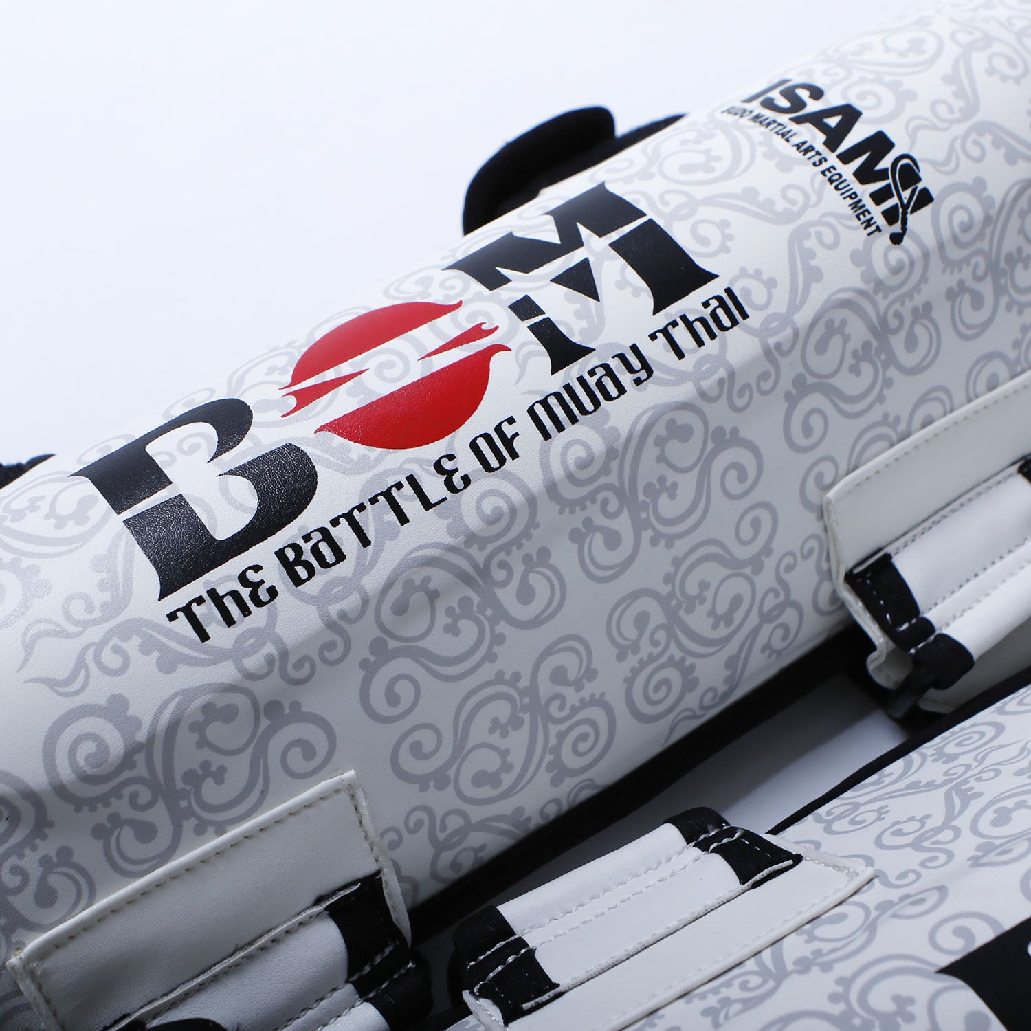 BOM Muay Thai Shin Guards detail view
