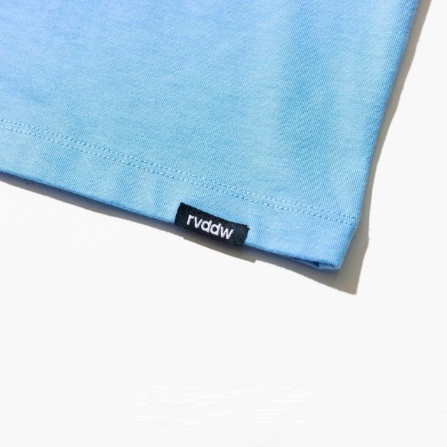 Reversal RVDDW Cage Cotton T-Shirt – Sax Blue – detail shot