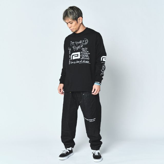 Reversal RVDDW Make A Note Long T-Shirt – Black – model shot