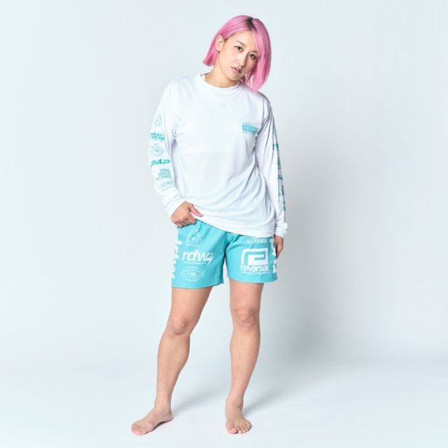 Reversal RVDDW Racing Dry Long Sleeve T-Shirt – White – model shot