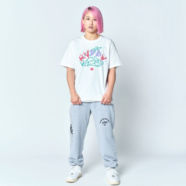 Reversal RVDDW RDW Logo Sweatpants – Gray – model shot