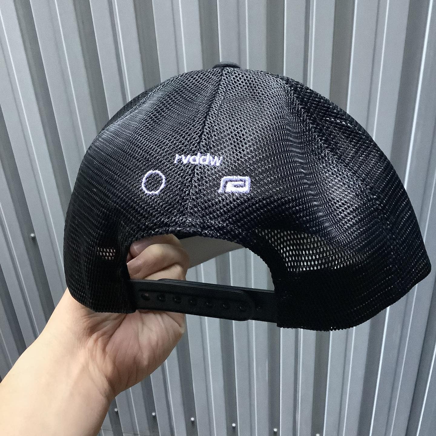 RVDDW Flexfit 360 Mesh Cap