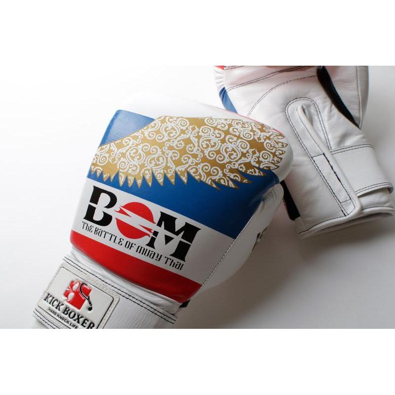 BOM Muay Thai Gloves-Isami-ChokeSports