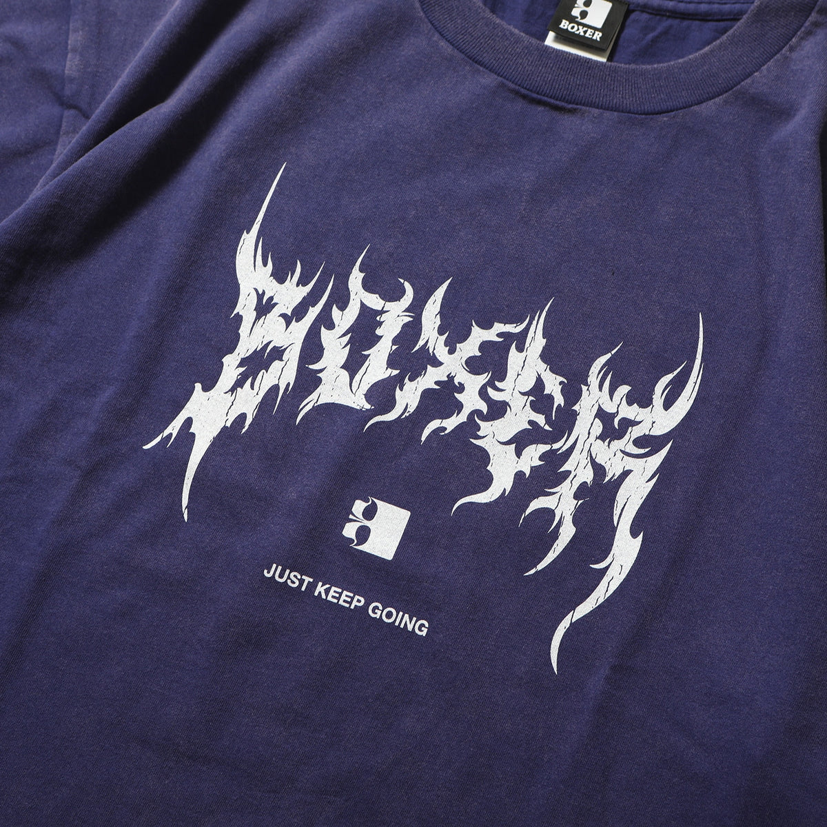Boxer Metal Logo T-Shirt – Purple – detail shot