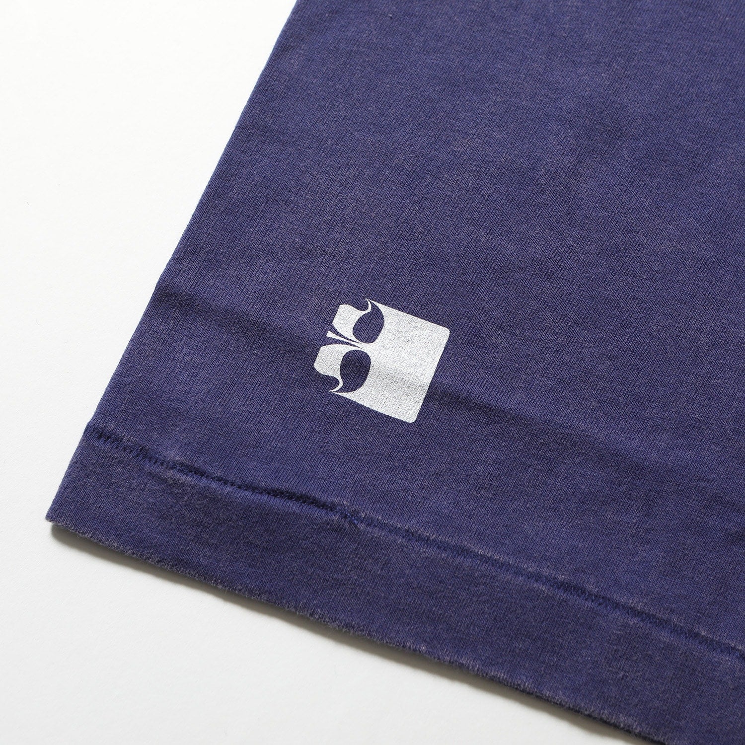 Boxer Metal Logo T-Shirt – Purple – detail shot
