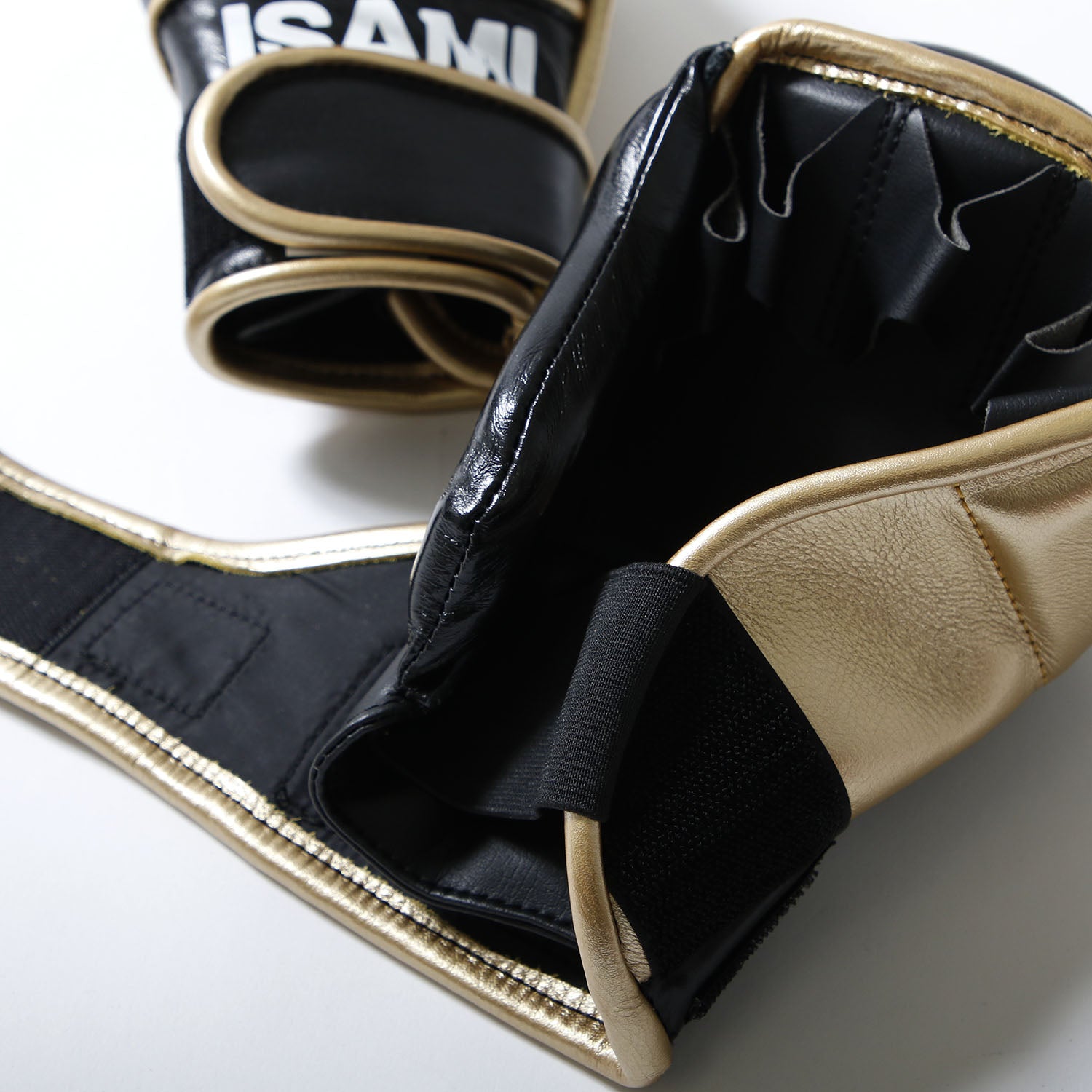 Isami Pounding Gloves