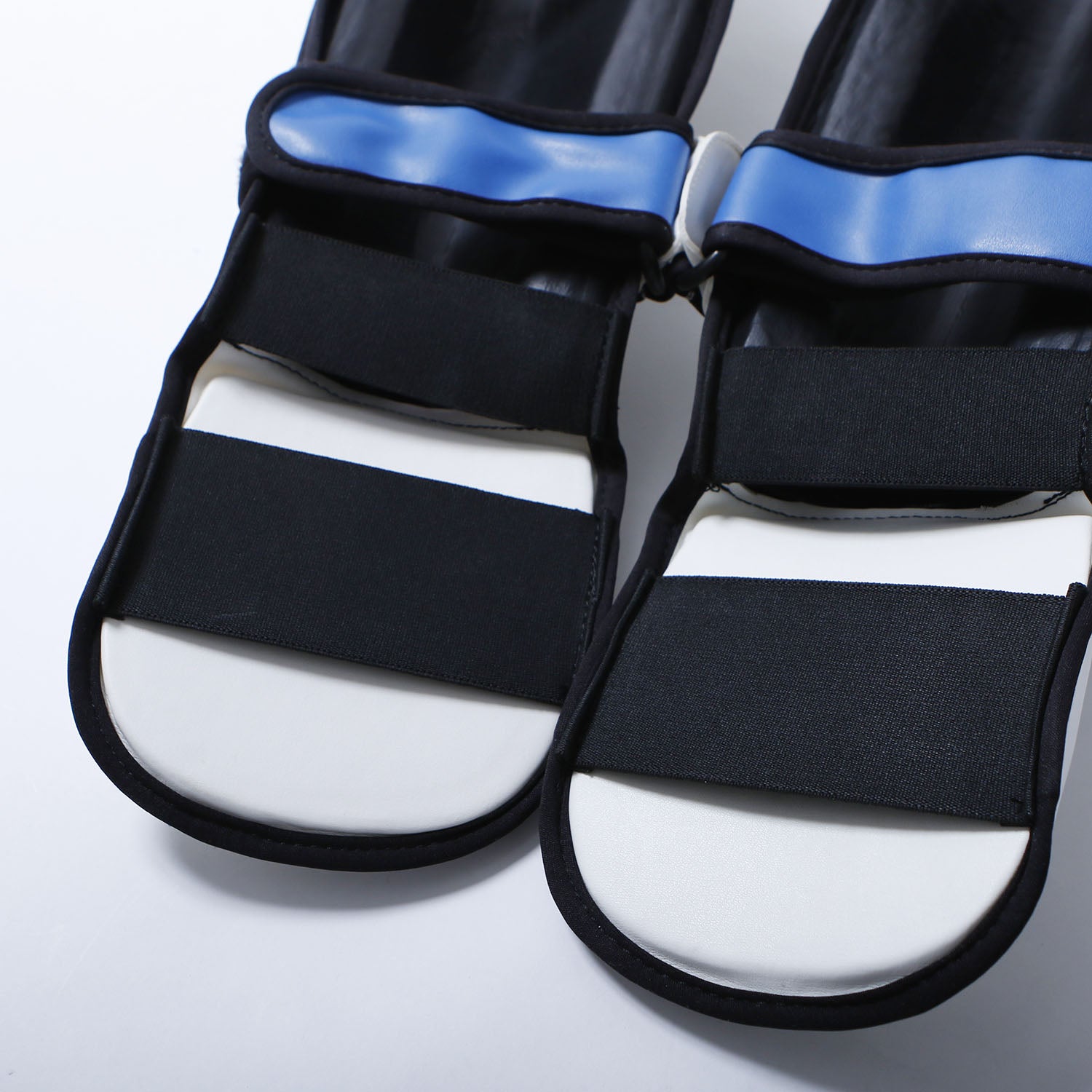 BOM Muay Thai Shin Guards detail view