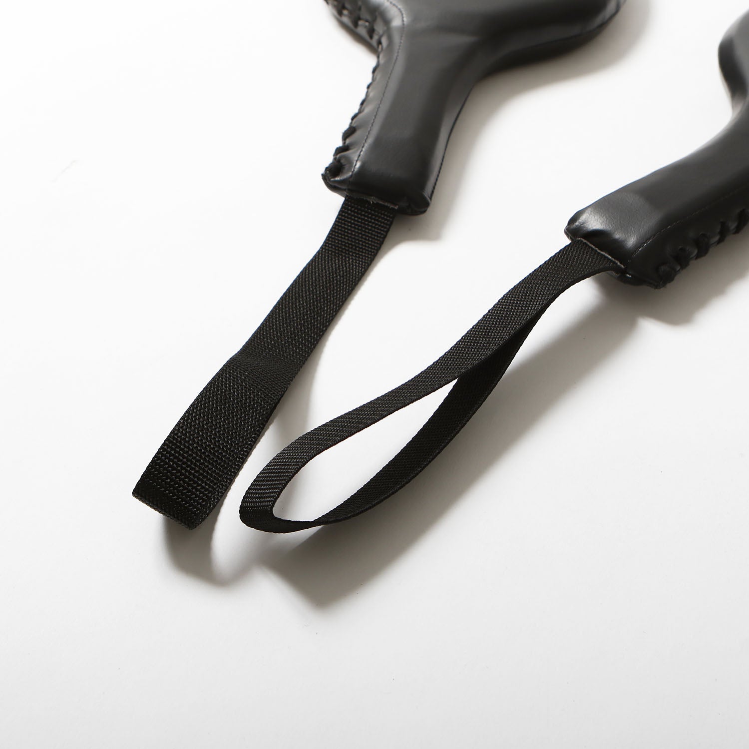 Boxer Punch Paddles – Black – detail shot