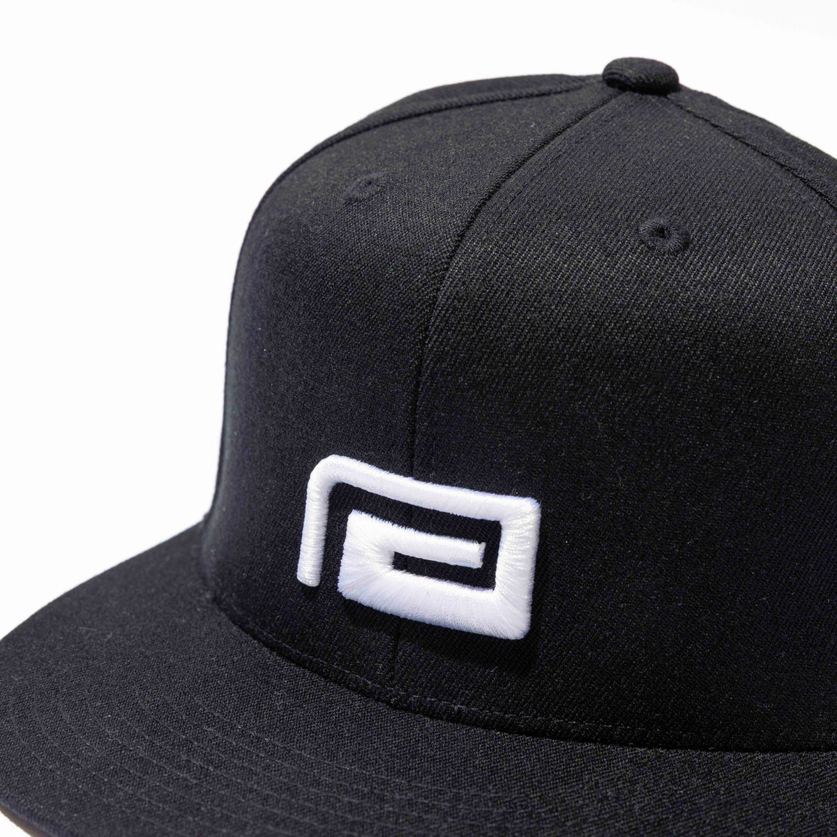 Reversal RVDDW Big Mark Flexfit Fitted Cap – detail shot