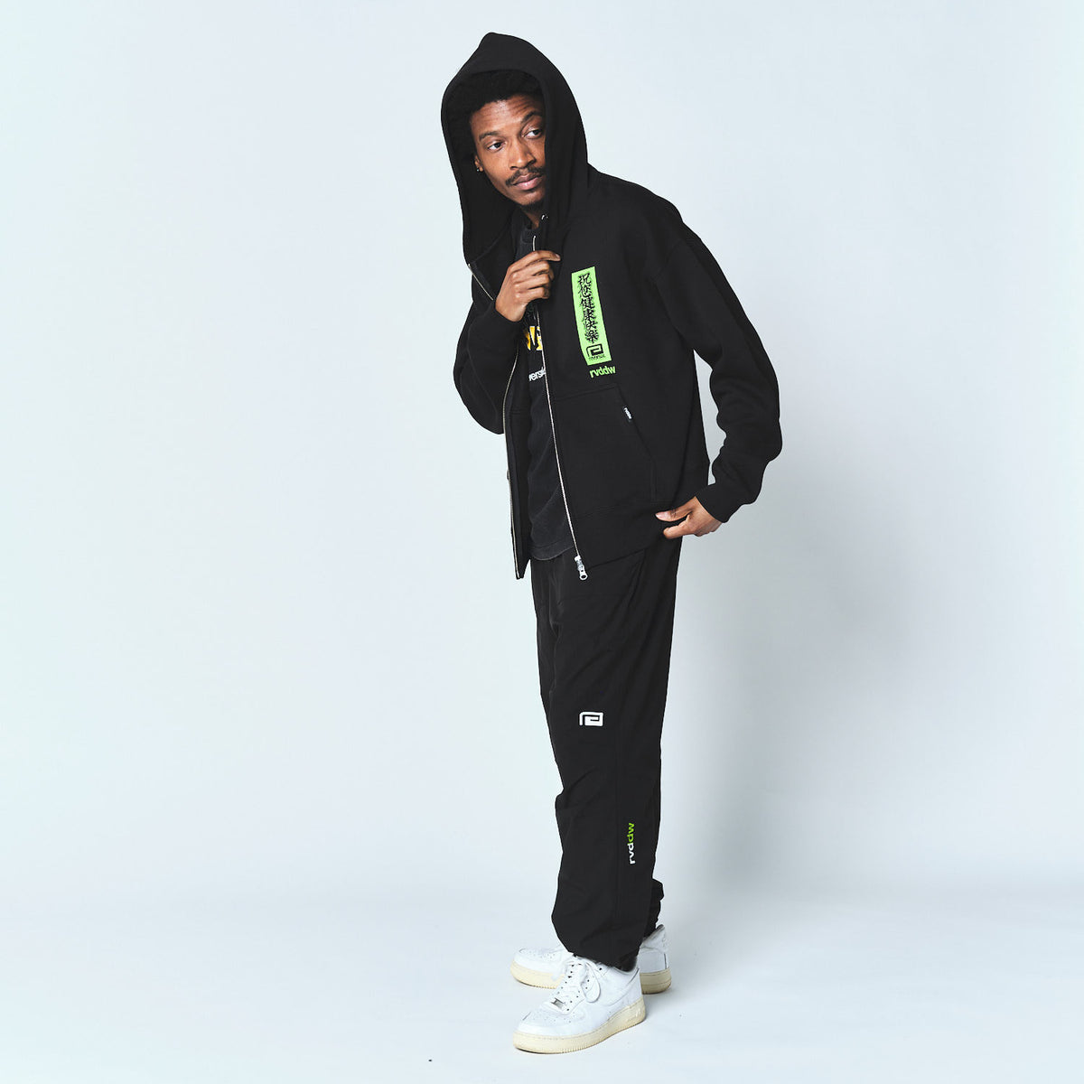 Reversal RVDDW Ping An Fu Box Zip Hoodie – Black – model shot