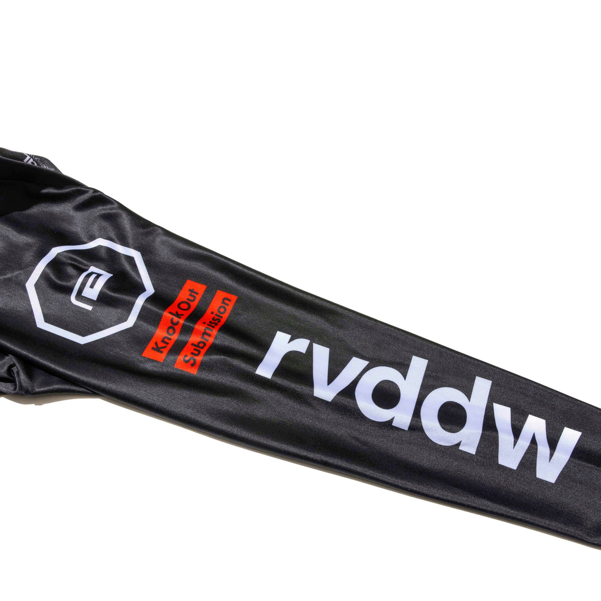 Reversal RVDDW Racing Rash Guard – Black – detail shot