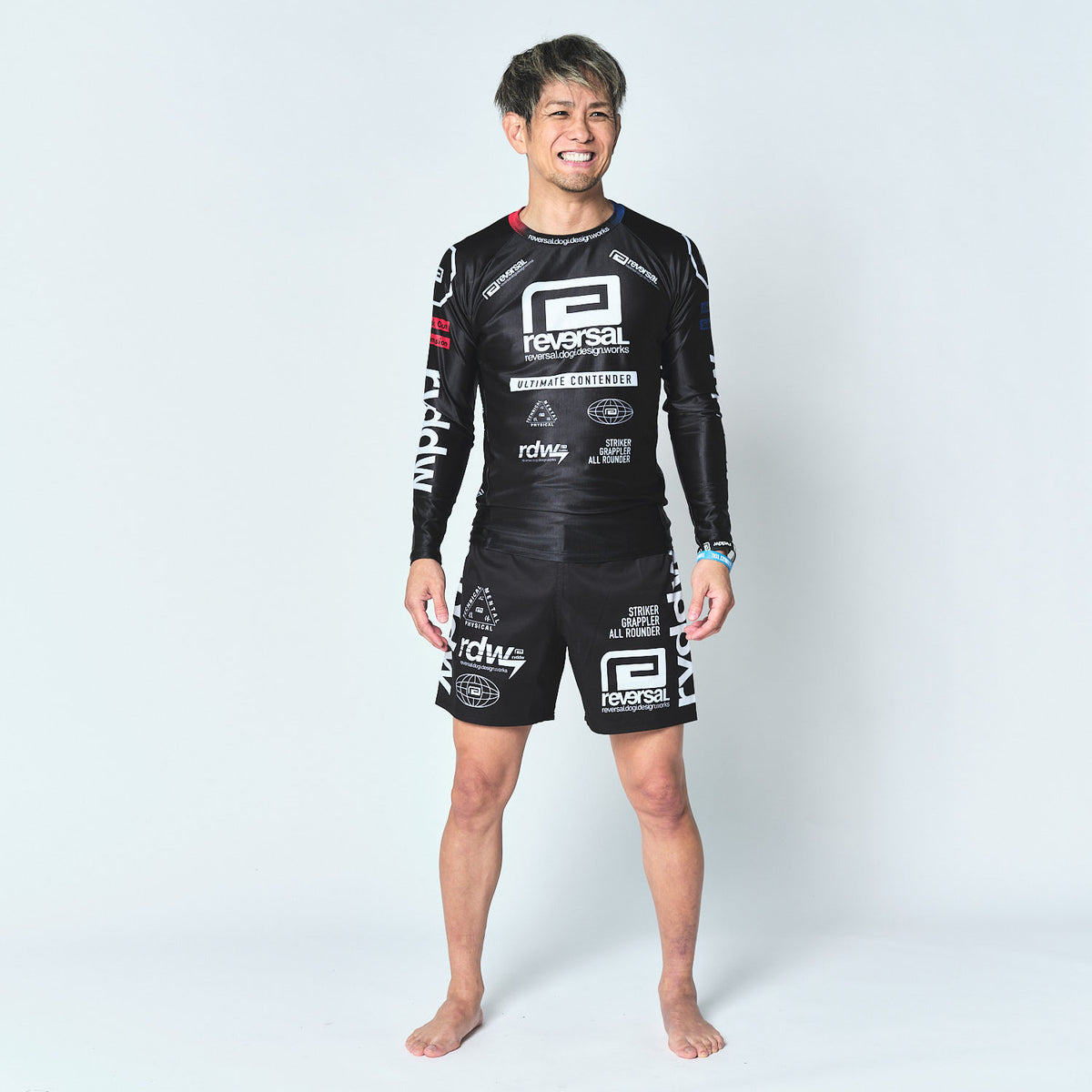 Reversal RVDDW Racing Rash Guard – Black – model shot