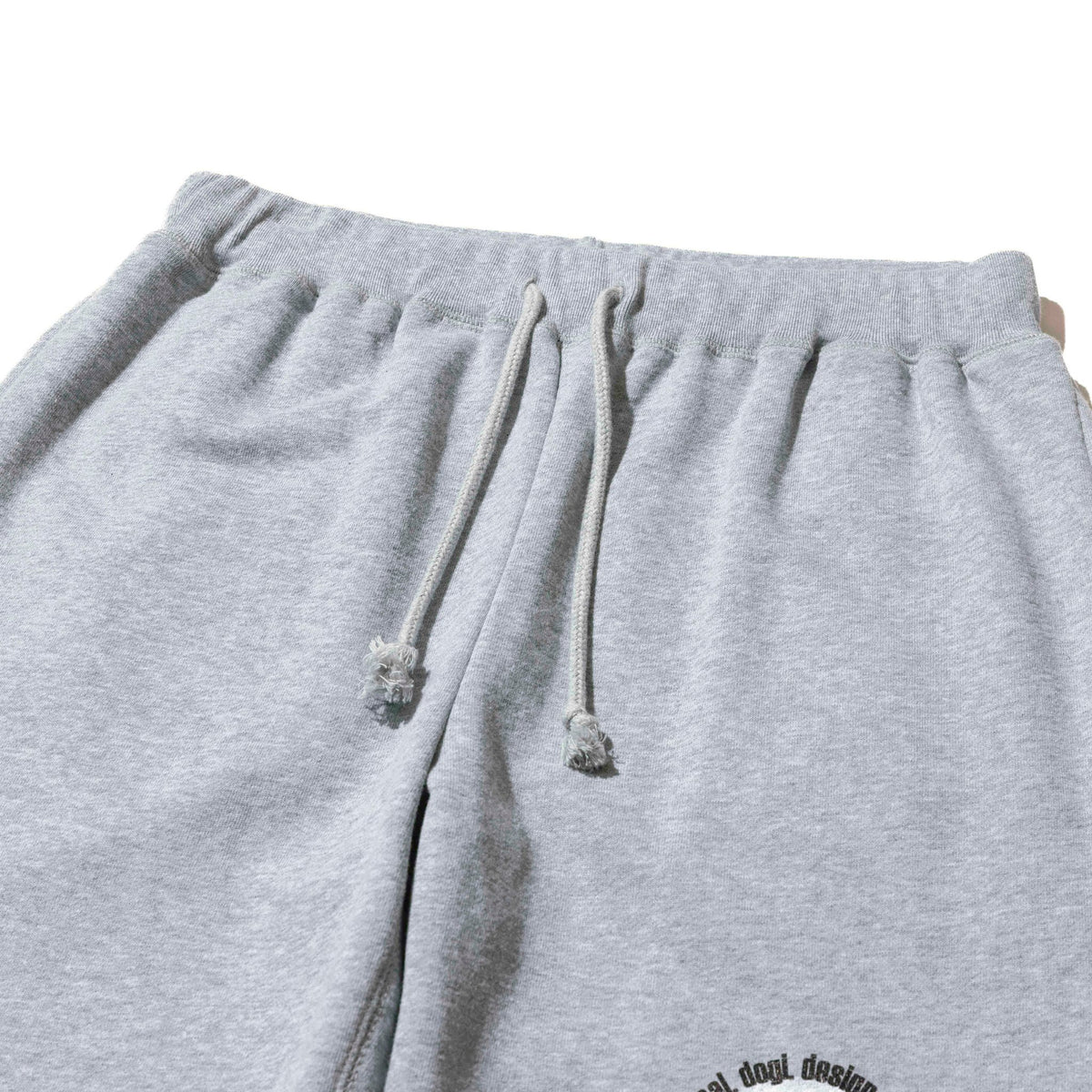 Reversal RVDDW RDW Logo Sweatpants – Gray – detail shot