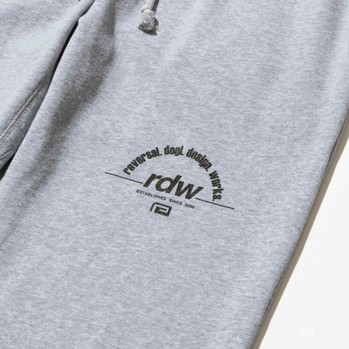 Reversal RVDDW RDW Logo Sweatpants – Gray – detail shot