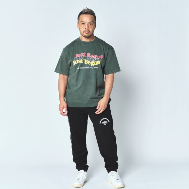 Reversal RVDDW Just Begun T-Shirt – Green – model shot