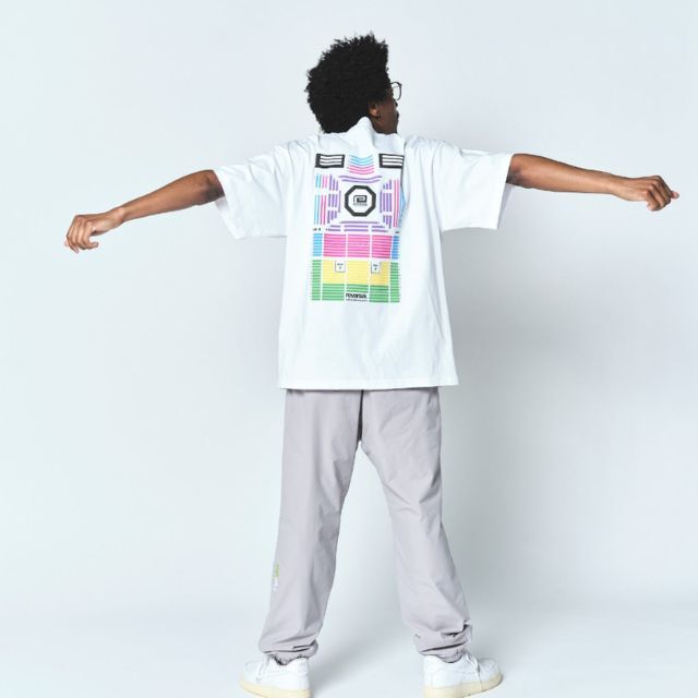 Reversal RVDDW Arena Seating Chart T-Shirt – White – model shot