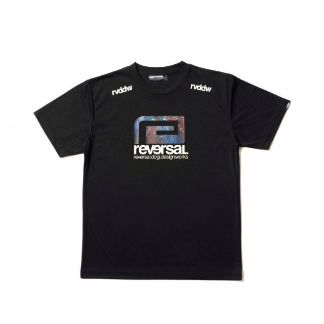 Reversal RVDDW Pilgrimage Big Mark Dry Tee – Black – flat lay