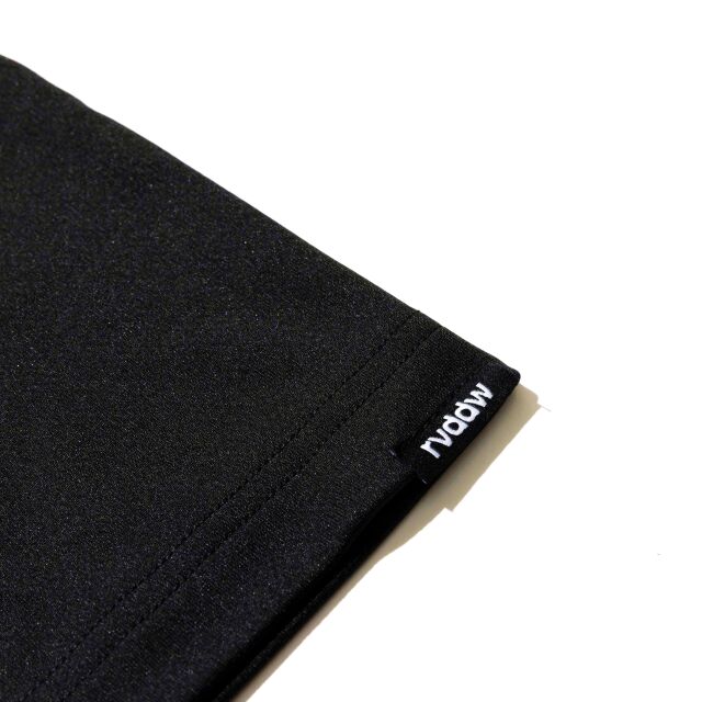 Reversal RVDDW Kabukicho Dry Tee – Black – detail shot