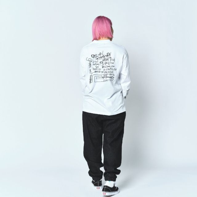 Reversal RVDDW Make A Note Long T-Shirt – White – model shot