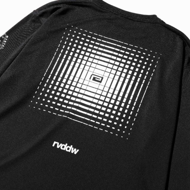 Reversal RVDDW Racing Dry Long Sleeve T-Shirt – Black – detail shot