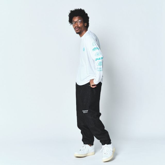 Reversal RVDDW Racing Dry Long Sleeve T-Shirt – White – model shot