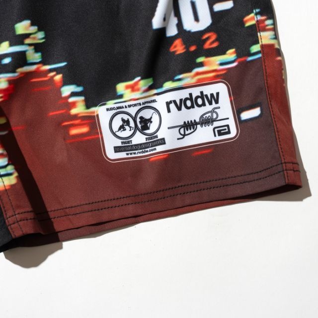 Fight Fishing Pocket Shorts | Reversal Sonar Print Shorts