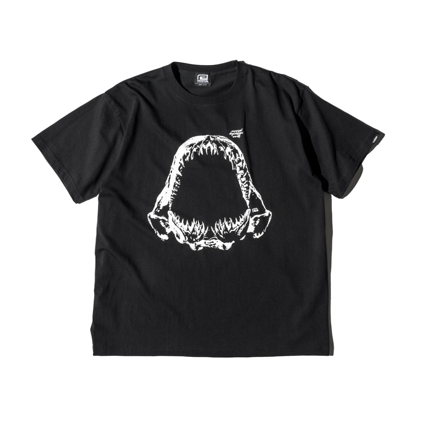 Fangs T-Shirt-Reversal RVDDW-ChokeSports