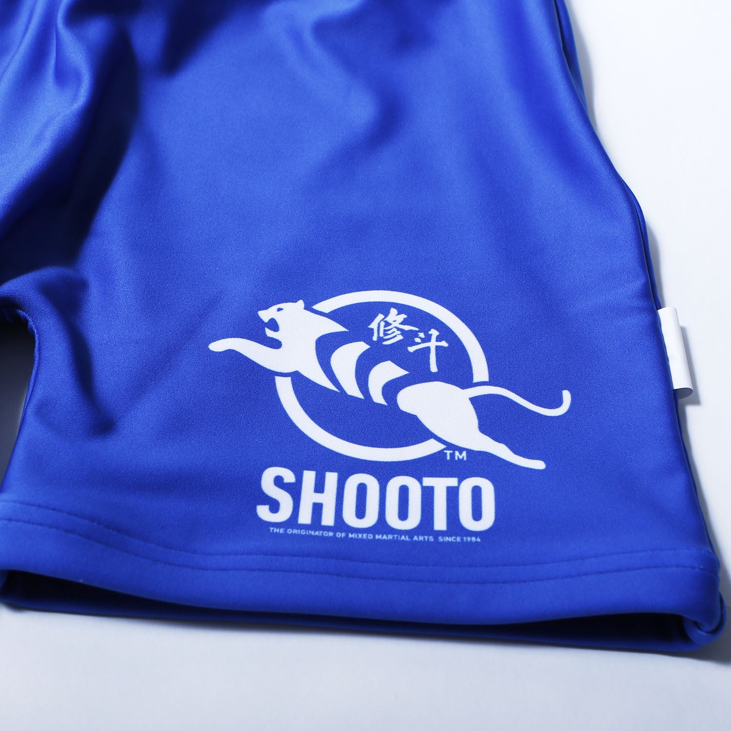 Shooto Reversible Compression Shorts-Isami-ChokeSports