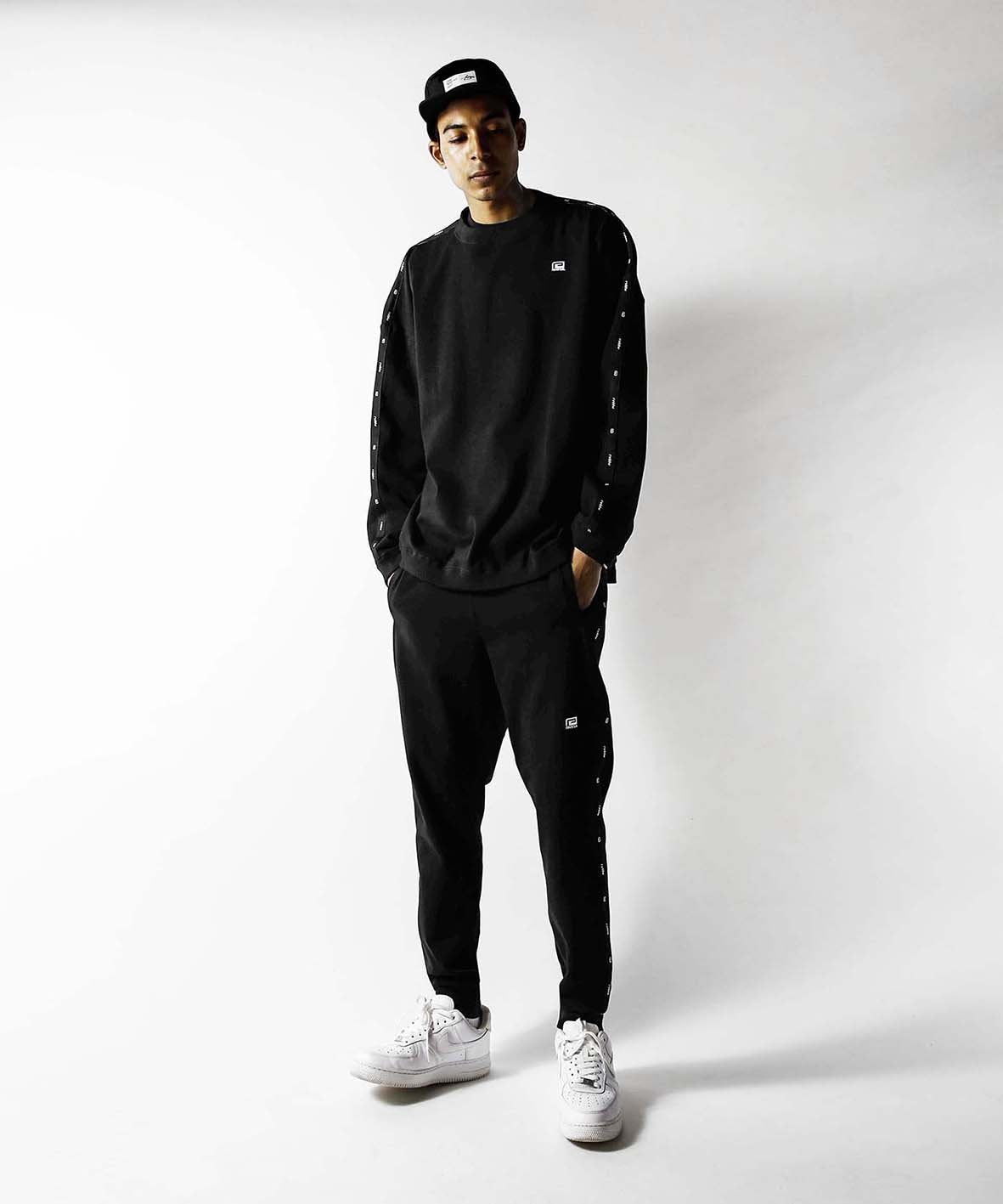 Urban Sweat Crew Neck-Reversal RVDDW-ChokeSports